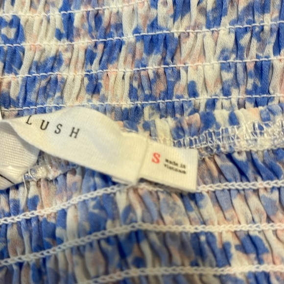 LUSH LOUISE SMOCKED CROP BLOUSE LIGHT BLUE - S - Picture 5 of 5